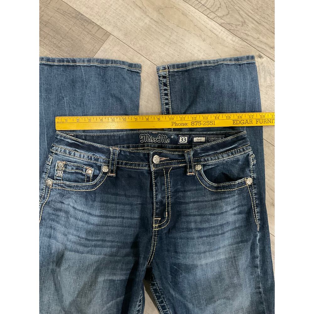 Miss Me boot cut 33 waist jeweled jeans perfect condition - Picture 4 of 13